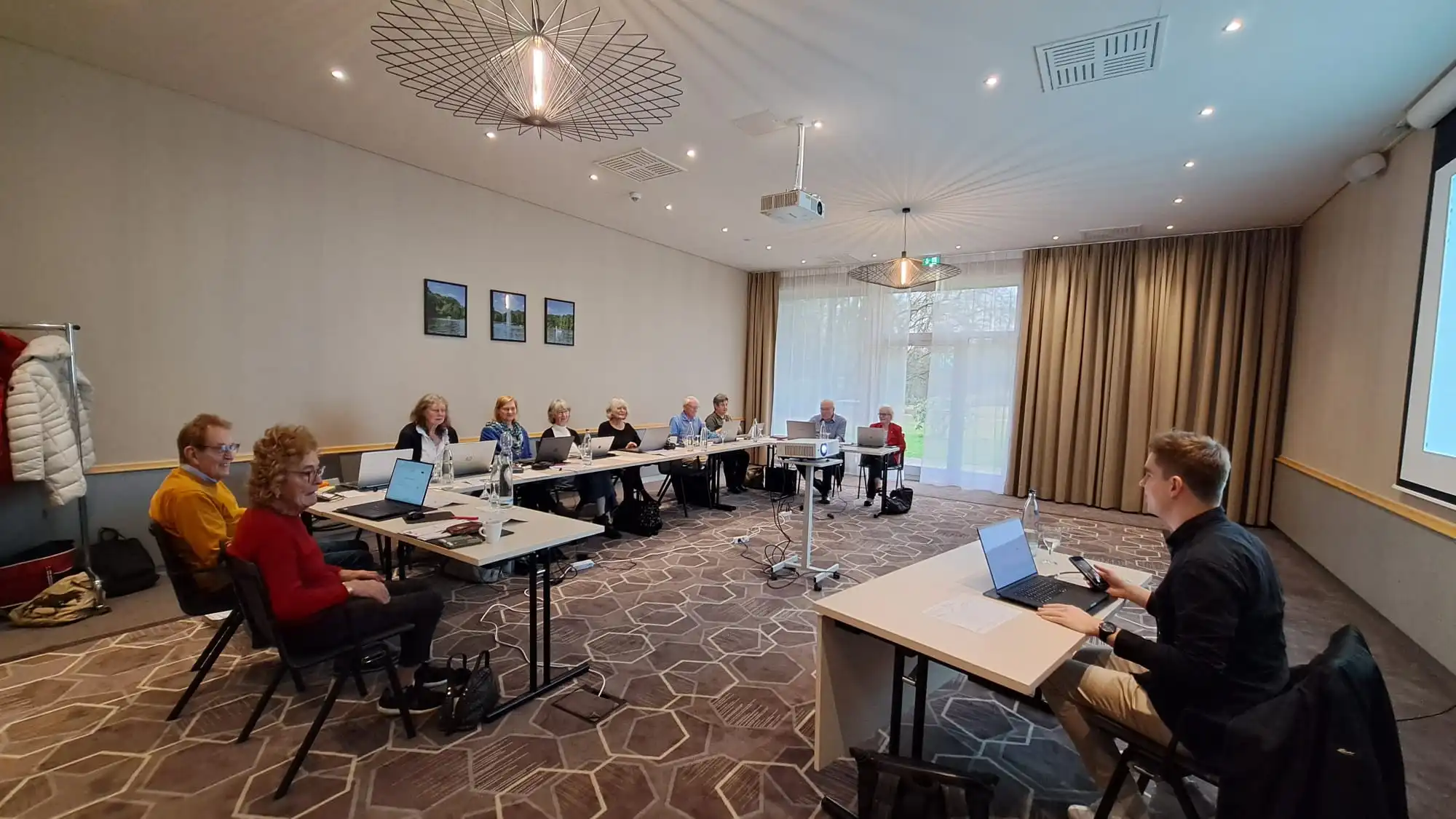 IT‑Schulung 2026 für pensionierte Lehrkräfte - Tipps & Tricks